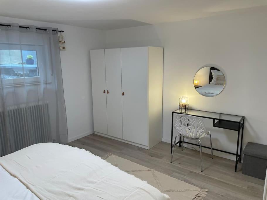 Gemuetliche&Moderne Ferienwohnung Naehe Trier & Luxemburg Bollendorf Bagian luar foto